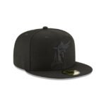 Florida Marlins Blackout Basic 59FIFTY Fitted Hat - Imagen 3