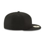 New York Mets Blackout Basic 59FIFTY Fitted Hat - Imagen 6